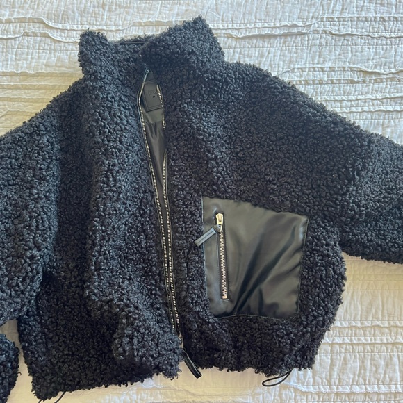 BLANK NYC black jacket. Cropped. Size xs - Picture 1 of 2